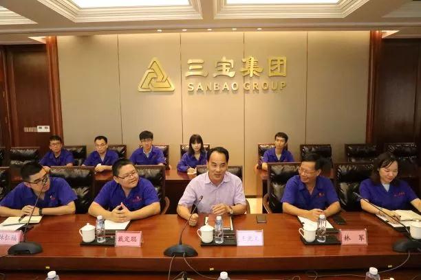 稅企共建話(huà)黨建，減稅降費(fèi)促發(fā)展