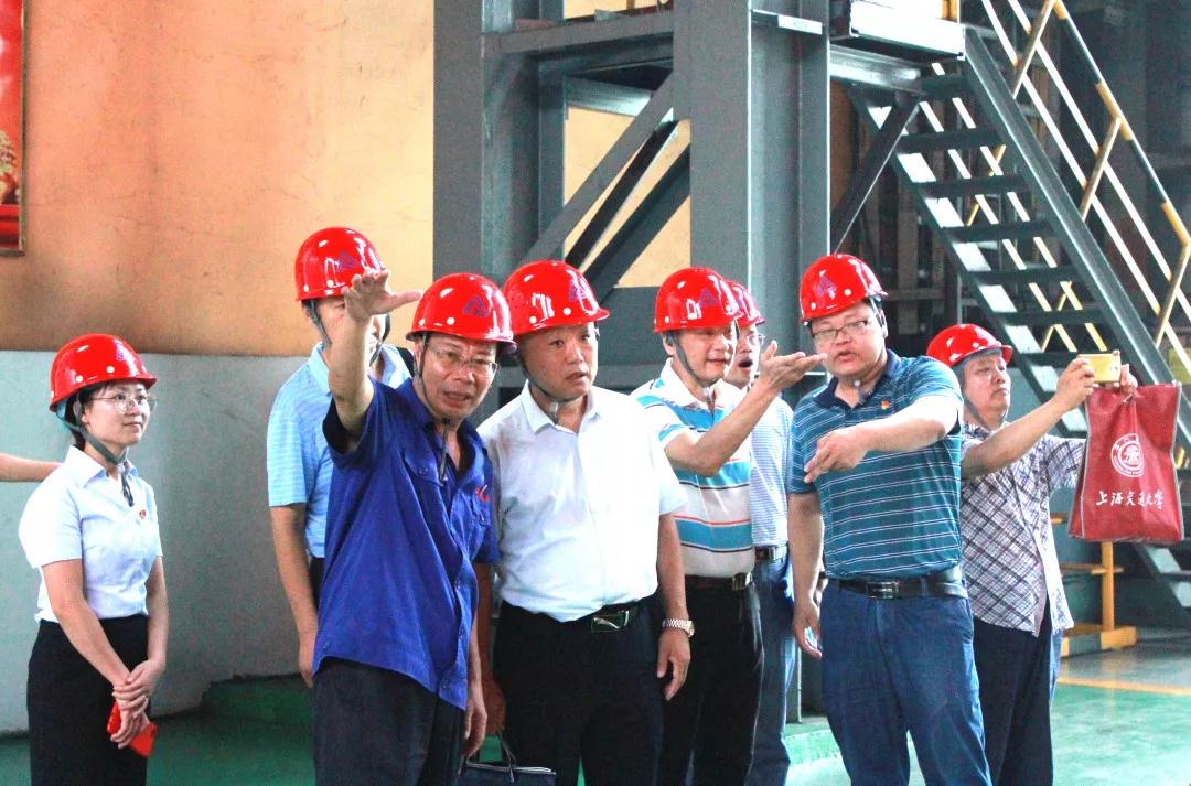 客從遠(yuǎn)方來(lái)，情隨黨建起